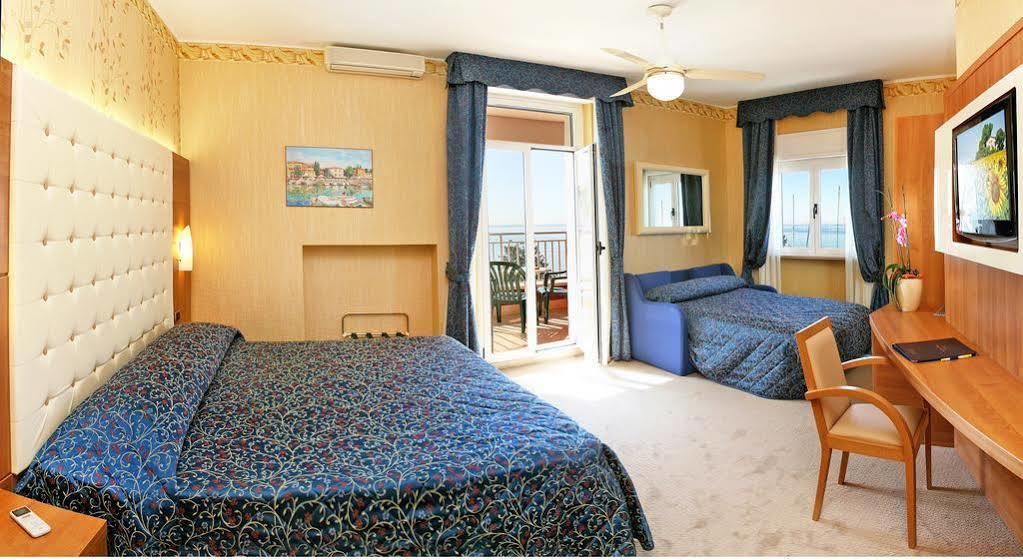 Hotel Vela D'Oro Dependence บาร์โดลิโน ภายนอก รูปภาพ